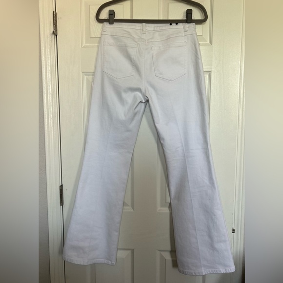 Cabi white bootleg midrise rise stretch jeans - Picture 3 of 6